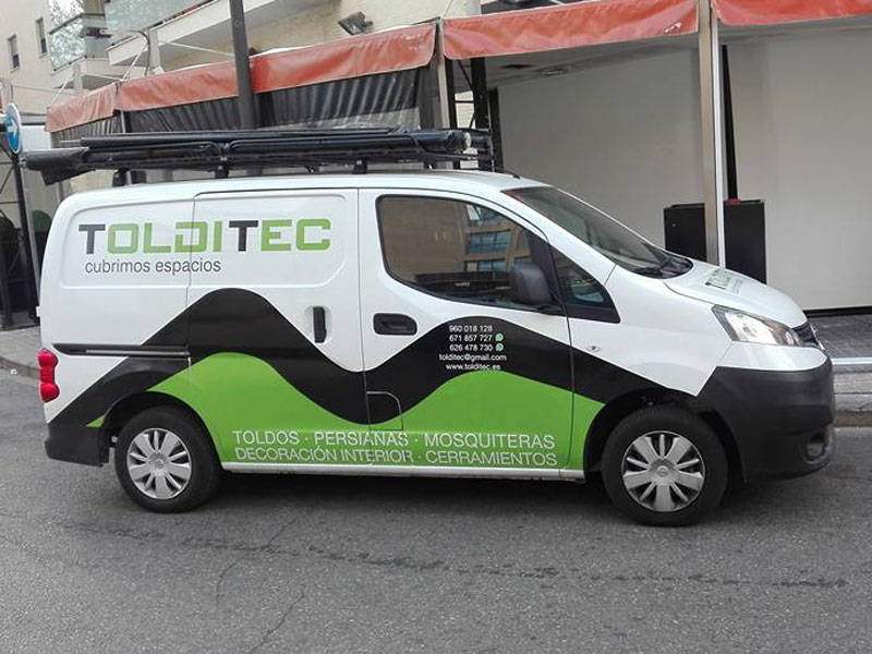 Coche Tolditec